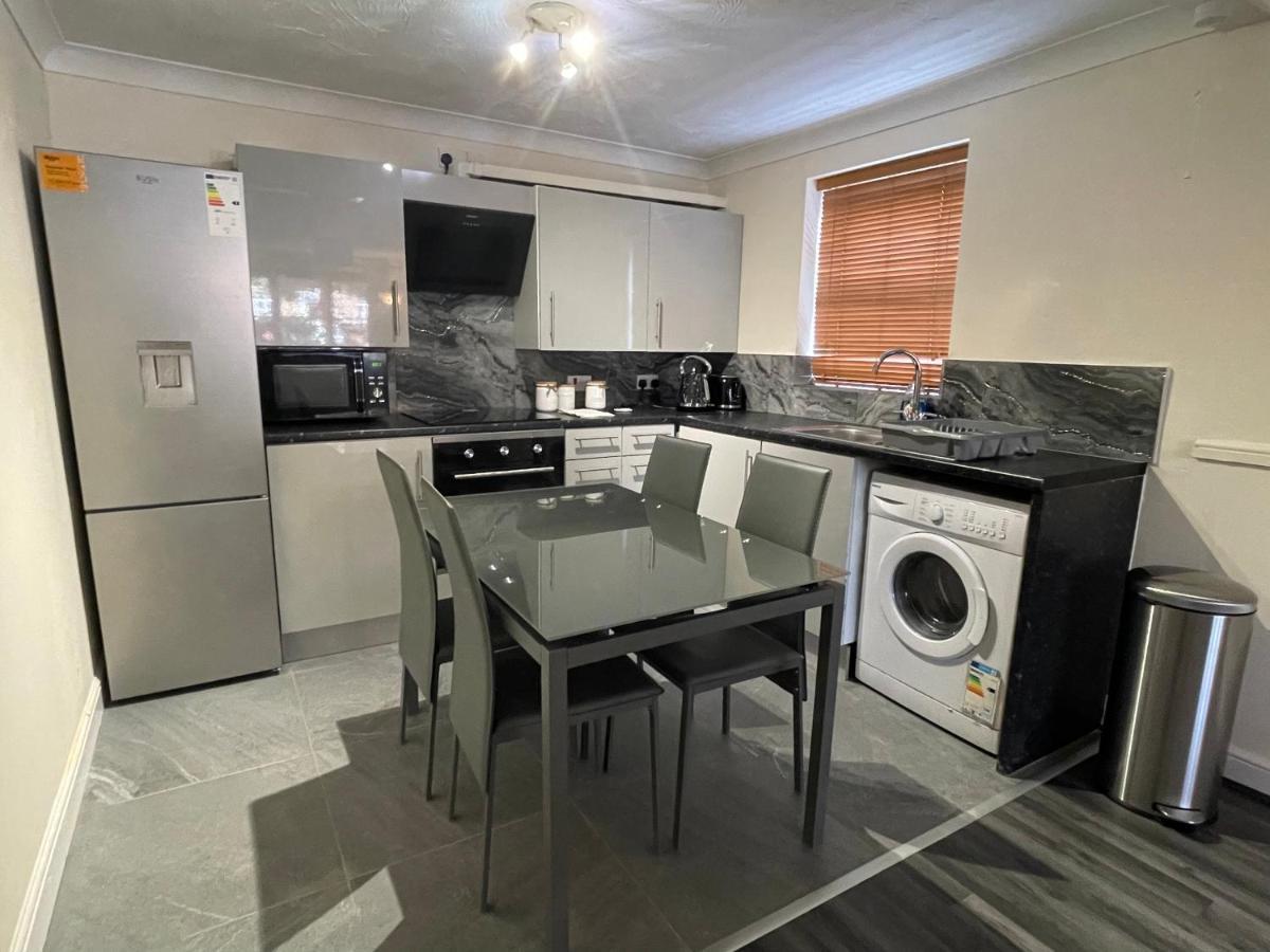 The Regency Entire 1 Bedroom Flat Accomodation Leicester Ngoại thất bức ảnh